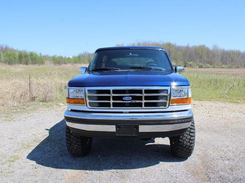 Used 1994 Ford Bronco XLT image 5