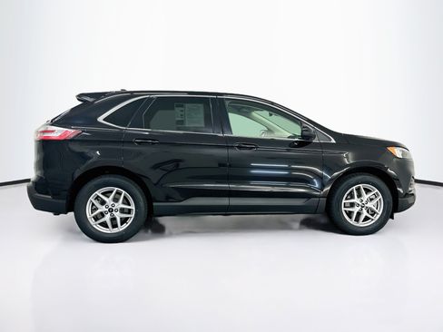 Used 2024 Ford Edge SEL AWD/4WD image 10