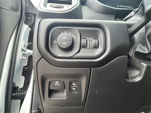 Used 2022 RAM 1500 Laramie image 27