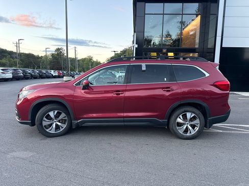 Used 2019 Subaru Ascent Premium AWD/4WD image 2