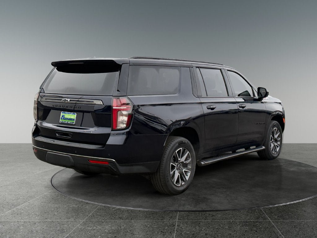 Used 2021 Chevrolet Suburban Z71 w/ Rear Media and Nav Package AWD/4WD image 10