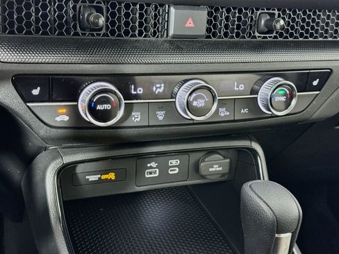 Certified 2024 Honda CR-V EX image 15