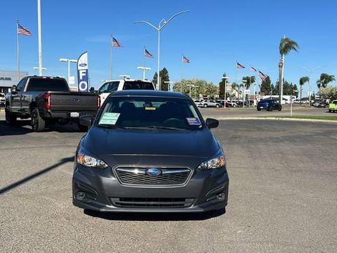 Used 2019 Subaru Impreza 2.0i Premium image 9