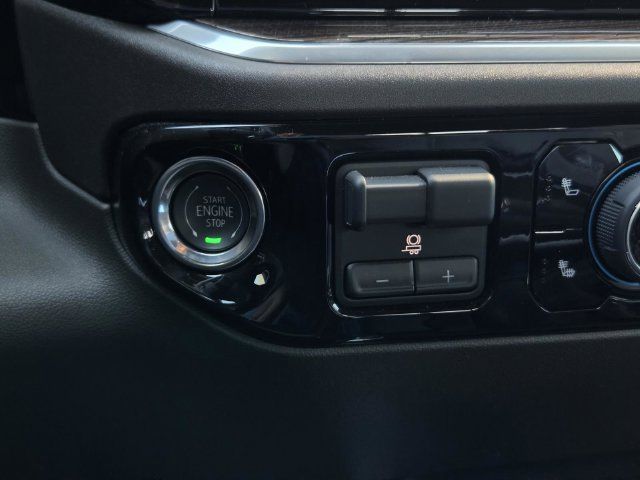 Used 2026 Chevrolet Silverado 1500 LT w/ Texas Edition Plus RWD image 16
