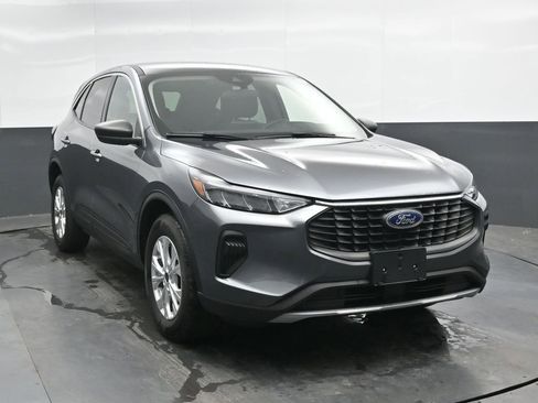 Used 2024 Ford Escape Active AWD/4WD image 6
