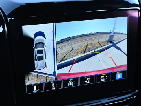 Used 2023 Chevrolet Traverse High Country w/ LPO, Floor Liner Package image 15