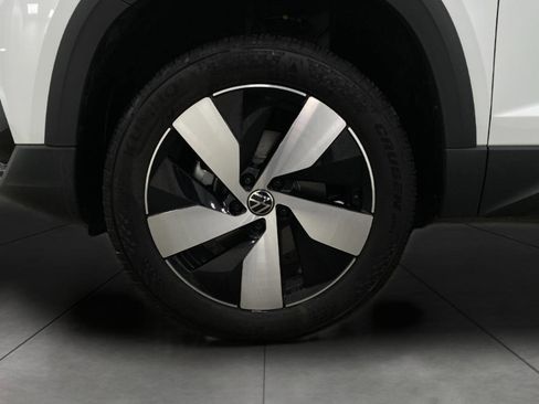Used 2024 Volkswagen Taos S image 12
