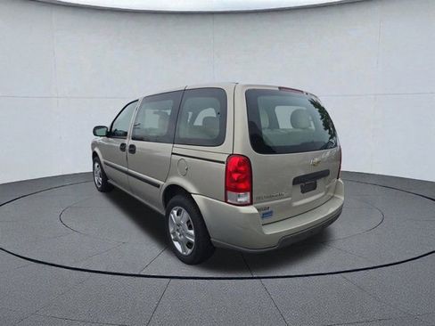 Used 2008 Chevrolet Uplander LS image 3