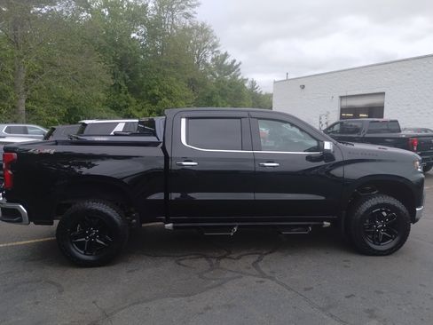 Used 2022 Chevrolet Silverado 1500 LTZ w/ Safety Package II image 2