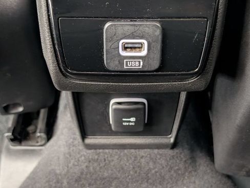 Used 2025 Jeep Compass Trailhawk AWD/4WD image 24