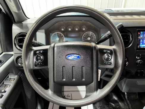 Used 2015 Ford F250 XL w/ Power Equipment Group image 18