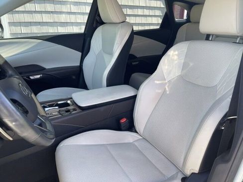 Used 2023 Lexus RX 350 Premium image 11