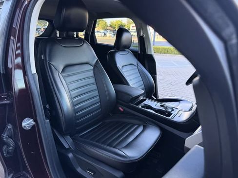 Used 2019 Ford Edge SEL w/ Equipment Group 201A AWD/4WD image 15