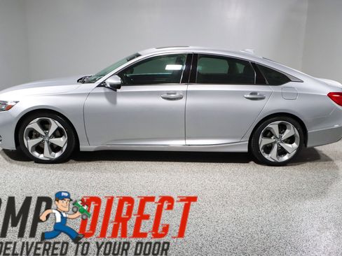 Used 2019 Honda Accord Touring image 10