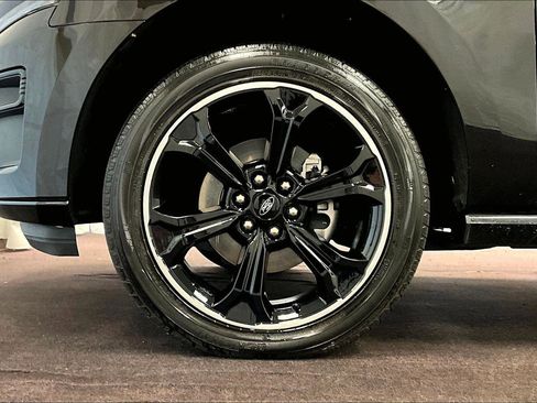 Certified 2022 Ford Expedition Max Limited image 8