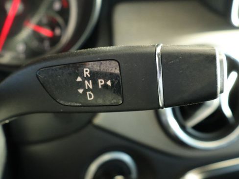 Used 2018 Mercedes-Benz CLA 250 image 26