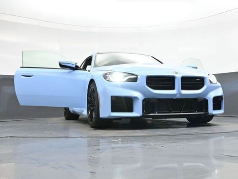 Used 2023 BMW M2 w/ Lighting Package image 39