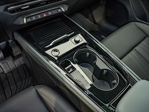 New 2026 Audi Q3 quattro 2.0T AWD/4WD image 27
