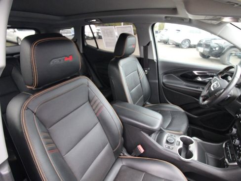 Used 2022 GMC Terrain AT4 w/ Tech Package AWD/4WD image 27