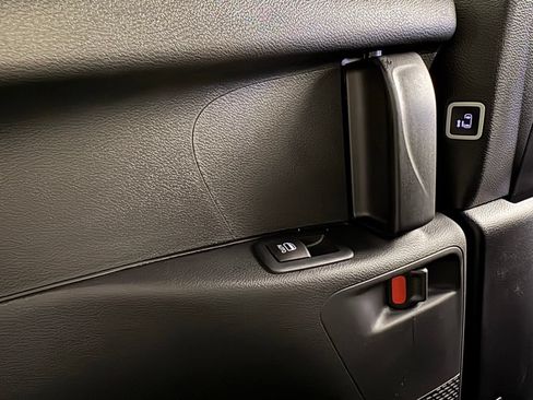 New 2026 Chrysler Pacifica Select FWD image 37