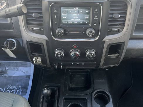 Used 2017 RAM 3500 Tradesman w/ Chrome Appearance Group AWD/4WD image 12