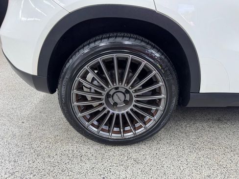 Used 2017 Mercedes-Benz GLA 250 4MATIC image 38