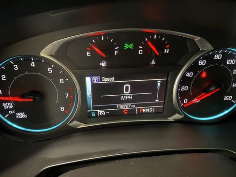Used 2018 Chevrolet Traverse LT AWD/4WD image 21
