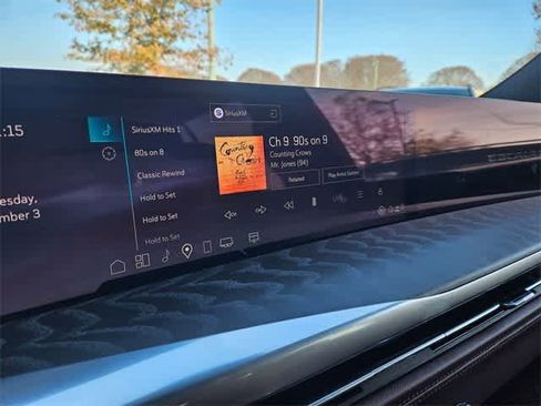 Used 2026 Cadillac Escalade Luxury w/ Touring Package image 32