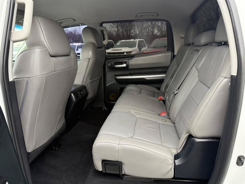 Used 2017 Toyota Tundra Limited w/ Limited Premium Package AWD/4WD image 20