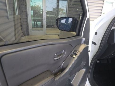 Used 2023 Nissan Frontier S image 12