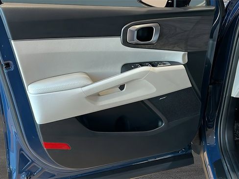 New 2026 Kia Sorento EX image 9