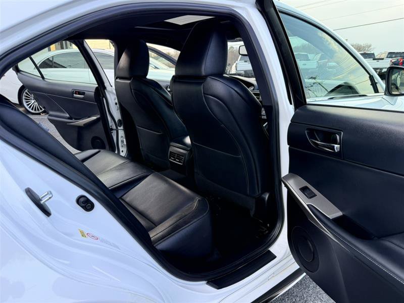 Used 2016 Lexus IS 200t w/ F Sport Package RWD image 19