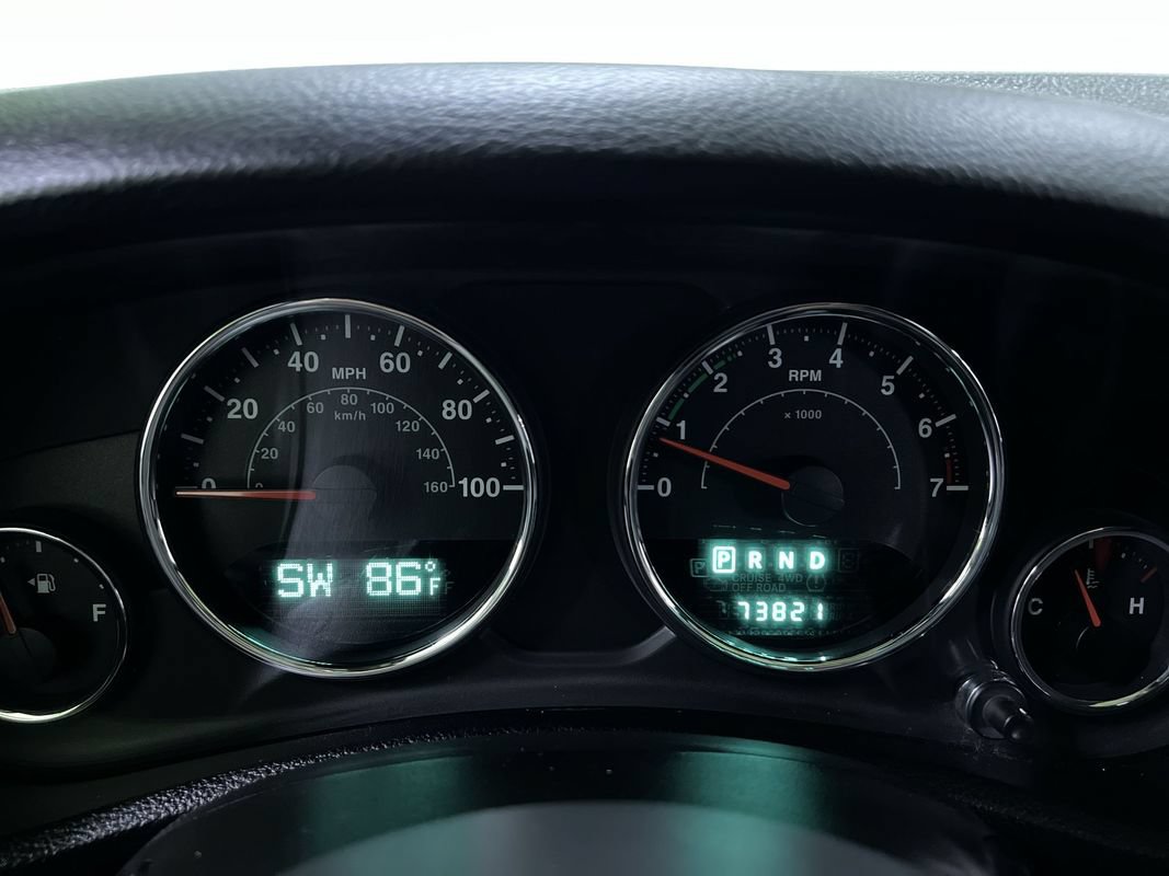 Used 2014 Jeep Wrangler Unlimited Sport w/ Quick Order Package 24S AWD/4WD image 19