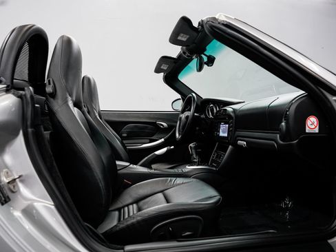 Used 2003 Porsche Boxster S RWD image 27