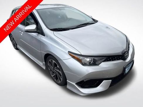 Used 2016 Scion iM FWD image 1