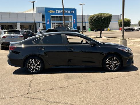 Used 2024 Kia Forte GT-Line w/ GT-Line Premium Package FWD image 6