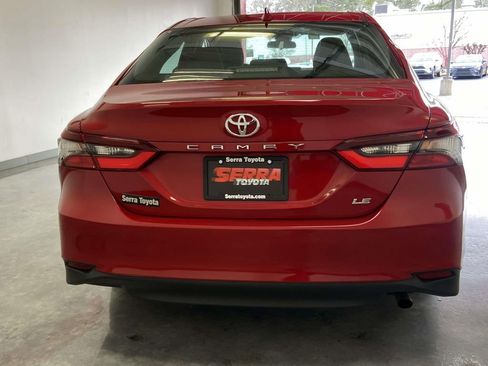 Used 2023 Toyota Camry LE image 4