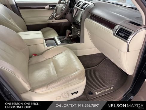 Used 2017 Lexus GX 460 Premium AWD/4WD image 44