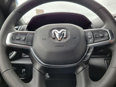 Used 2026 RAM 2500 Big Horn AWD/4WD image 8