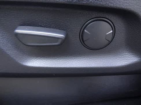 Certified 2019 Ford Ranger Lariat w/ Equipment Group 501A Mid image 7