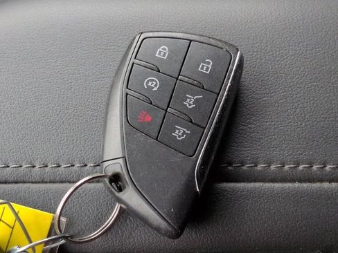 Used 2023 Chevrolet Suburban LT AWD/4WD image 27