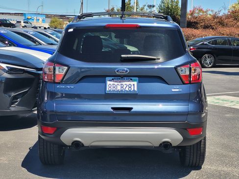 Used 2018 Ford Escape SE AWD/4WD image 5
