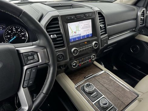 Used 2020 Ford Expedition Platinum image 24