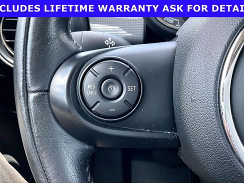 Used 2017 MINI Cooper 4-Door Hardtop FWD image 15
