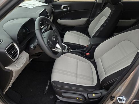 New 2026 Hyundai Venue SEL FWD image 14