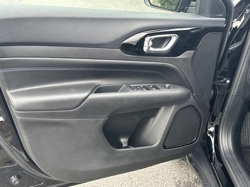New 2026 Jeep Compass Latitude AWD/4WD image 19