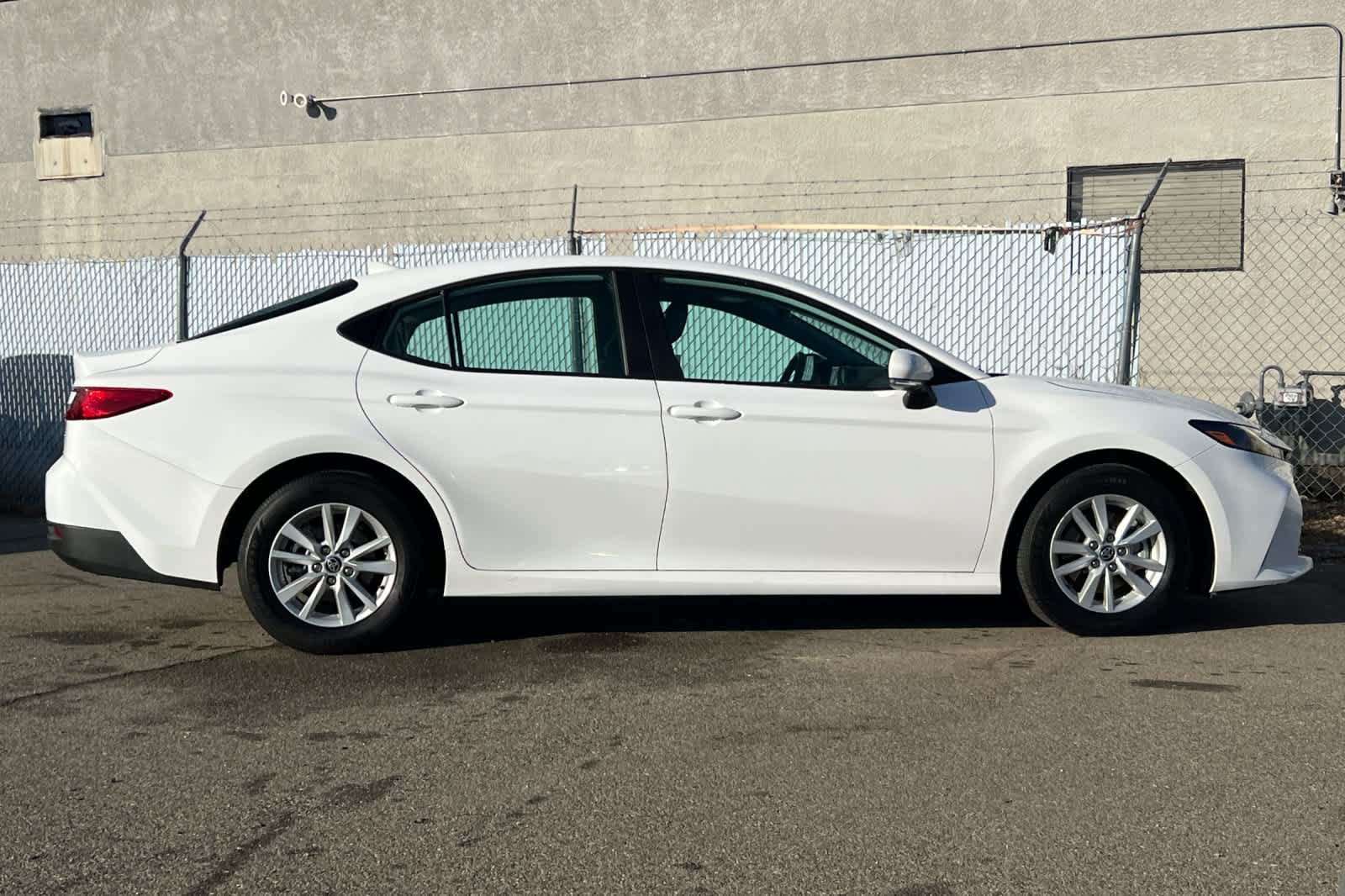 Used 2026 Toyota Camry LE FWD image 6