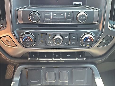 Used 2018 GMC Sierra 1500 SLT image 23