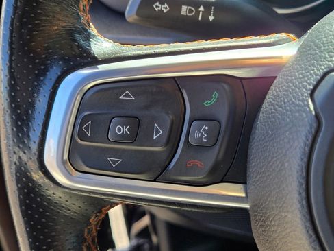 Used 2022 Jeep Gladiator Mojave w/ LED Lighting Group AWD/4WD image 18