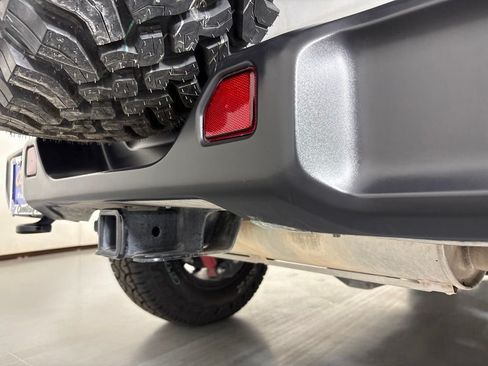 Used 2025 Jeep Wrangler Unlimited Sport AWD/4WD image 14